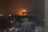 也门首都等地遭美英空袭